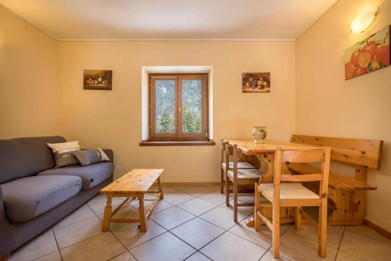 Agriturismo Val D' Egoi 1 Tremosine Apartment